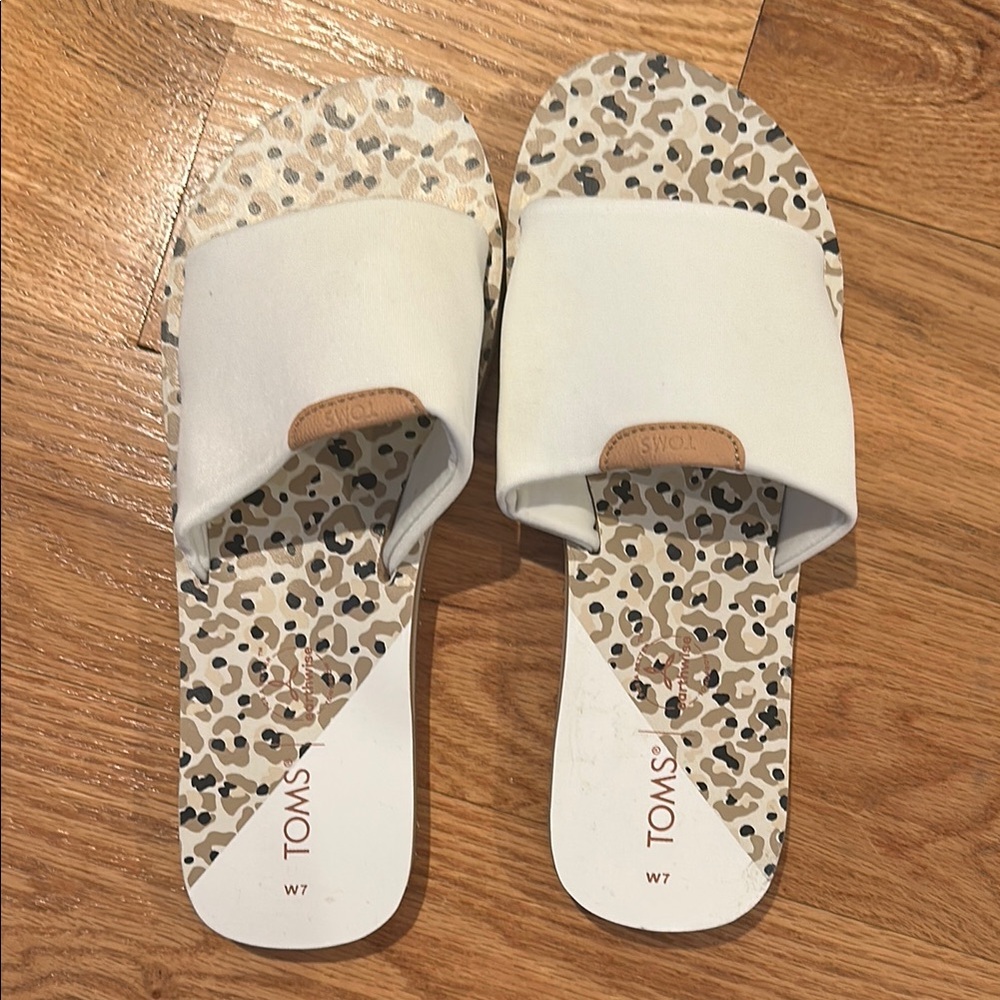 TOMS Women's White Slide Sandals